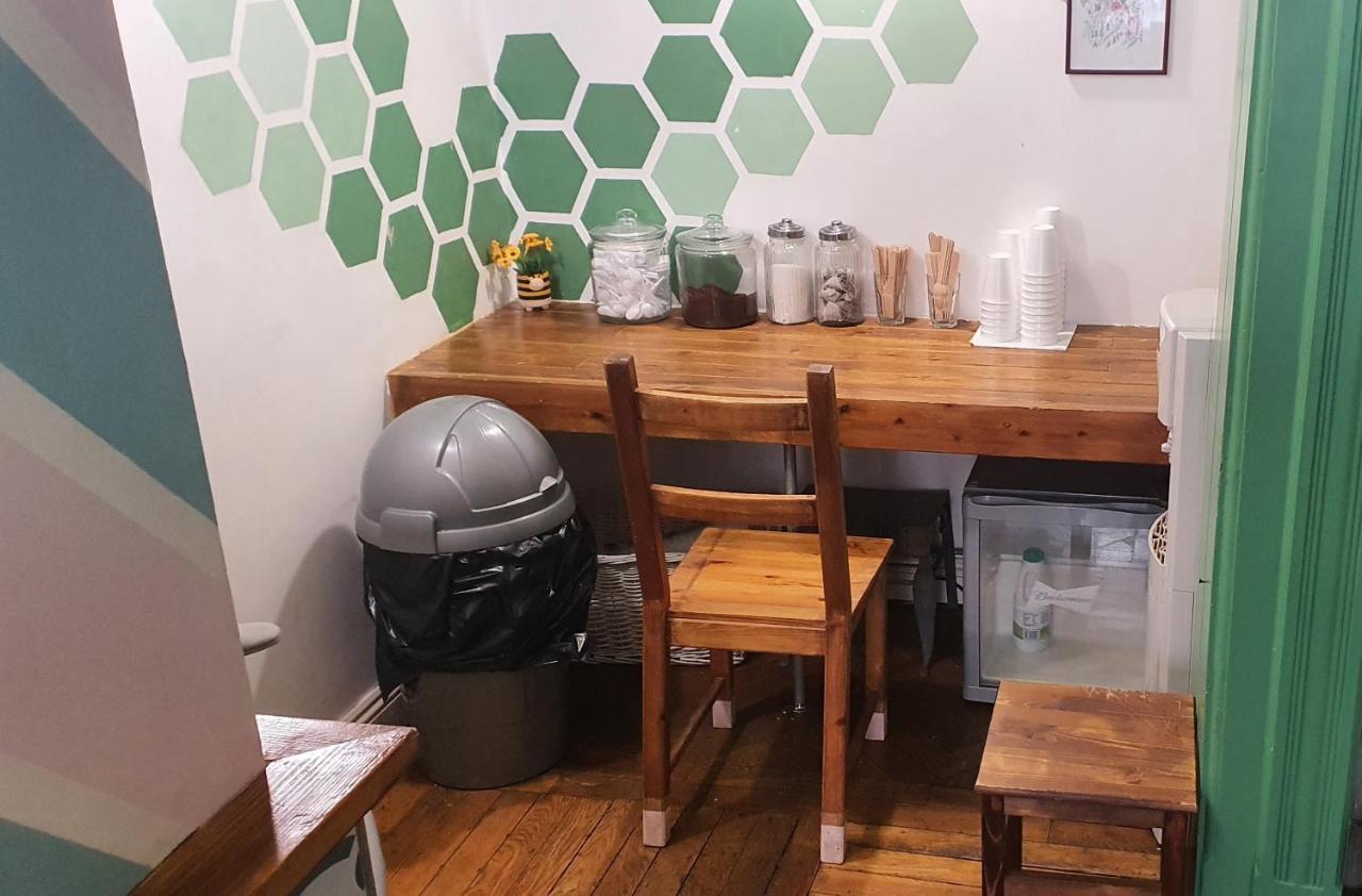 Mrs Potts Hostel Κάρντιφ Εξωτερικό φωτογραφία