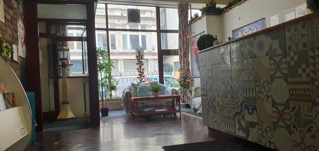 Mrs Potts Hostel Κάρντιφ Εξωτερικό φωτογραφία