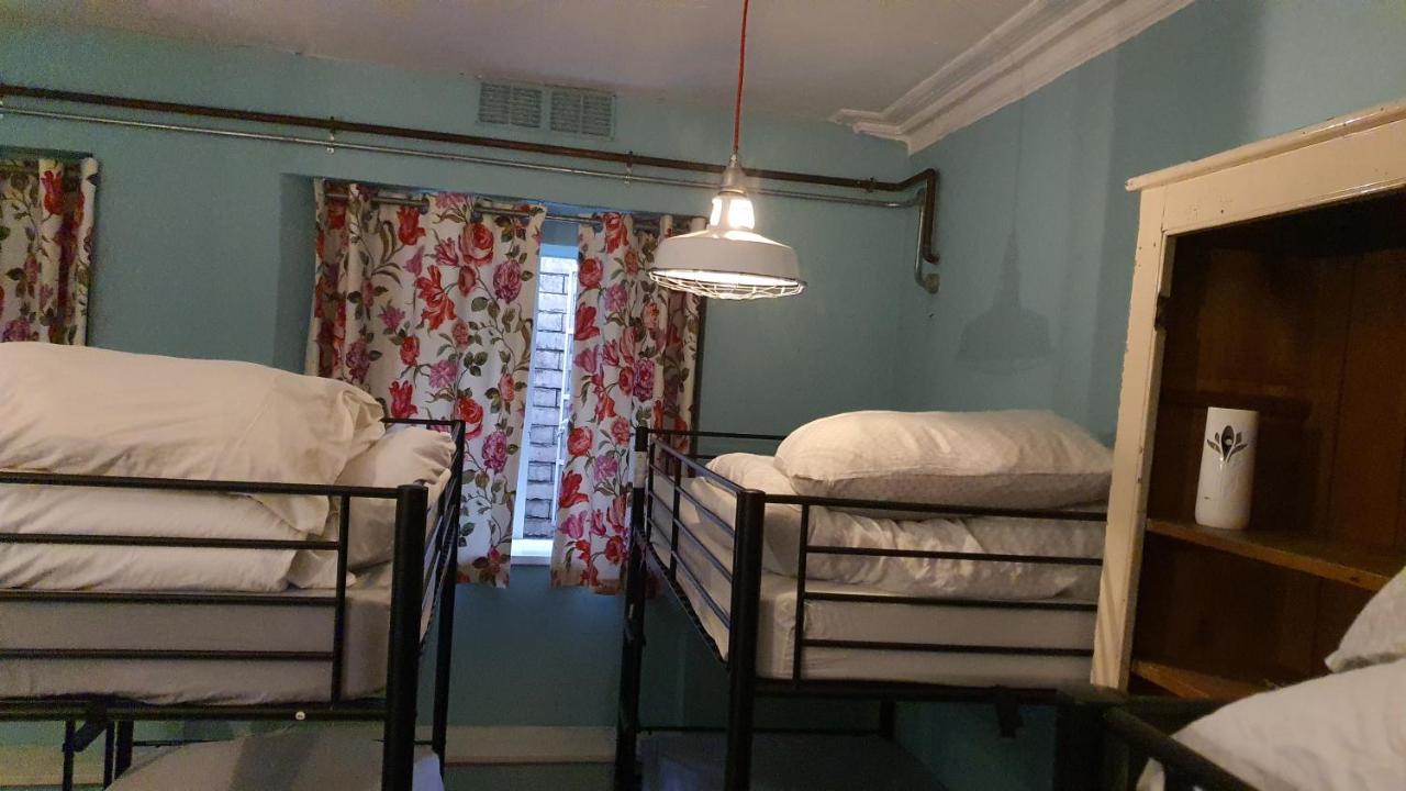 Mrs Potts Hostel Κάρντιφ Εξωτερικό φωτογραφία