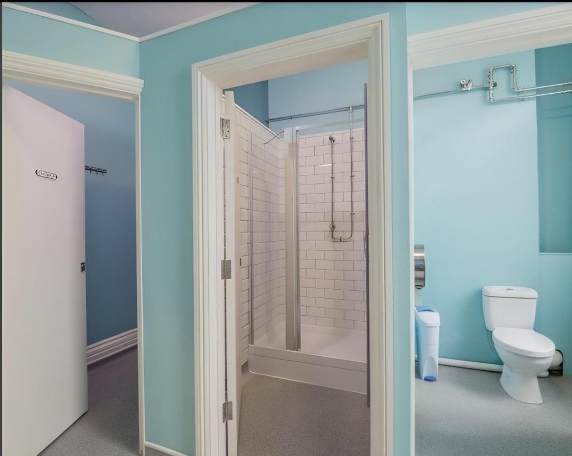 Mrs Potts Hostel Κάρντιφ Εξωτερικό φωτογραφία
