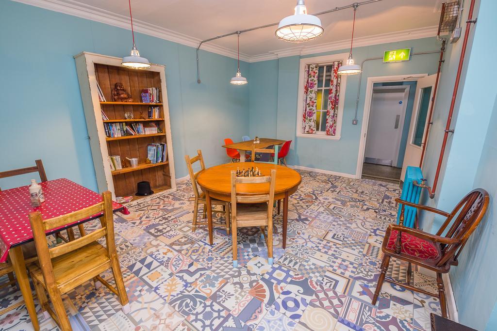 Mrs Potts Hostel Κάρντιφ Εξωτερικό φωτογραφία